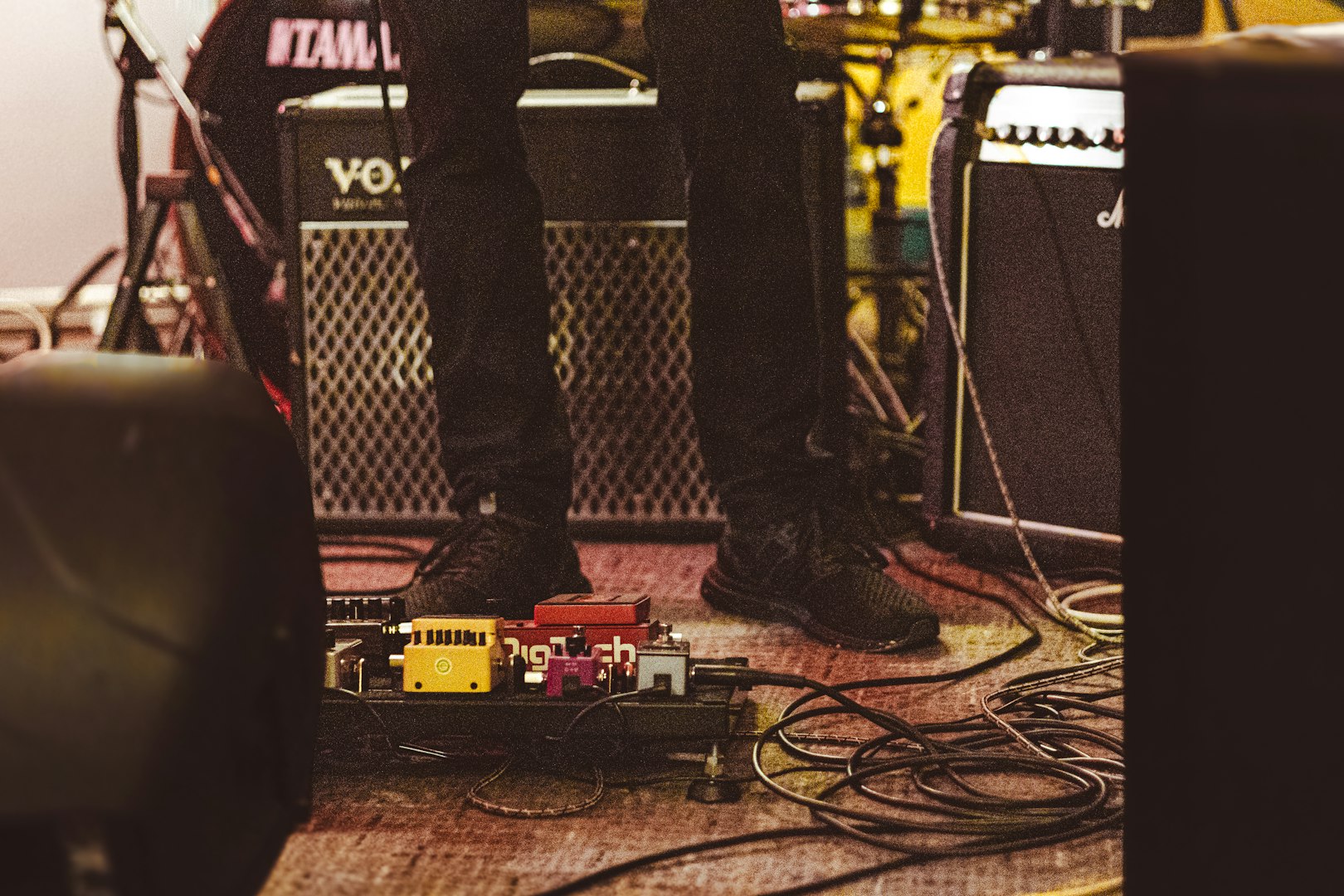 Electric Guitar Electronics